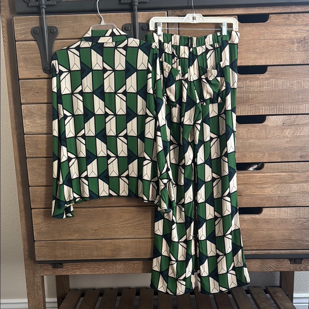 Zara Geometric Green and Cream Women's Pants Co-ord Jumpsuit - Picture 2 of 12